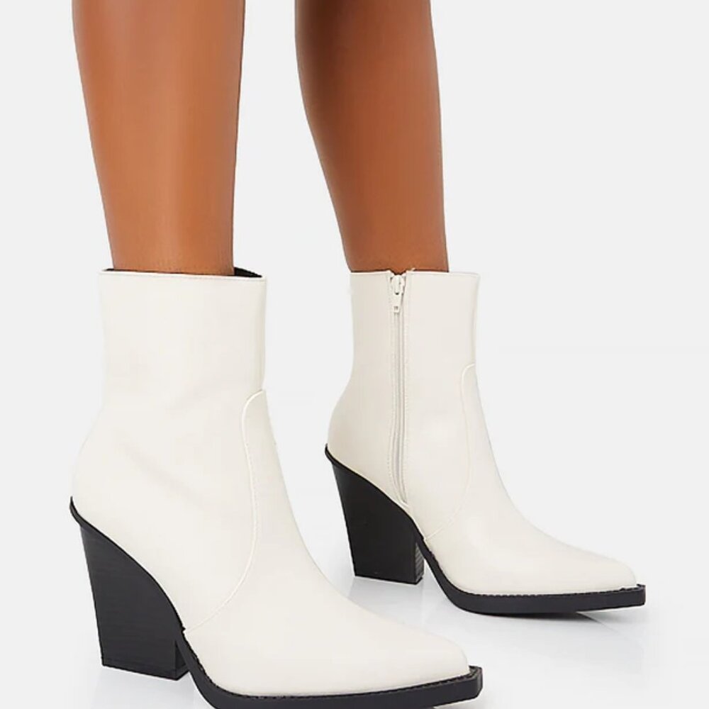 STEVE MADDEN WHITE /BLACK ANKLE BOOTS BOOTIES ZIP UP  SZ 9.5